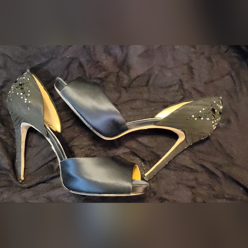 Badgley Mischka Black Satin Peep-Toe Heels – “Shadow” Style – Size 9